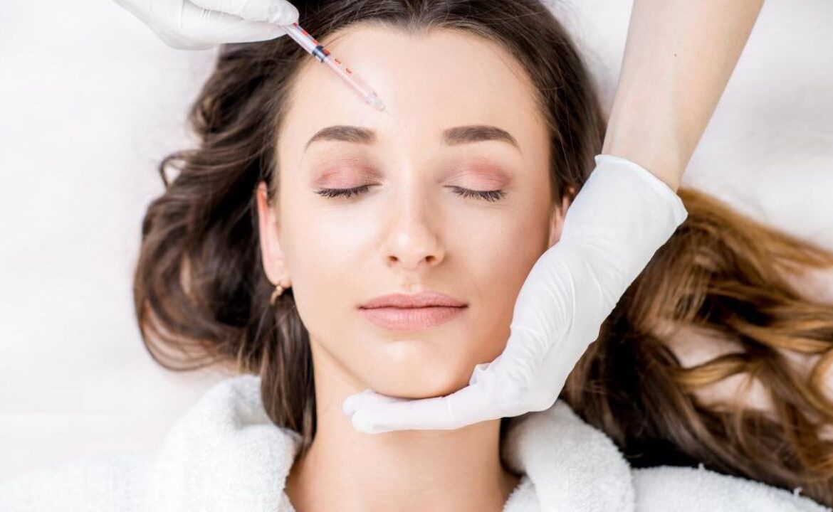 Inyecciones de relajante muscular con toxina botulínica, el tratamiento estético más famoso a tu alcance